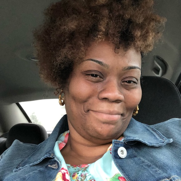 Meet your Posher, Toya - Picture 4 of 13